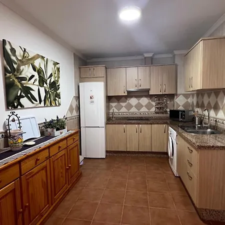 Atico En Rincon De La Victoria En La Costa Del Sol מאלגה